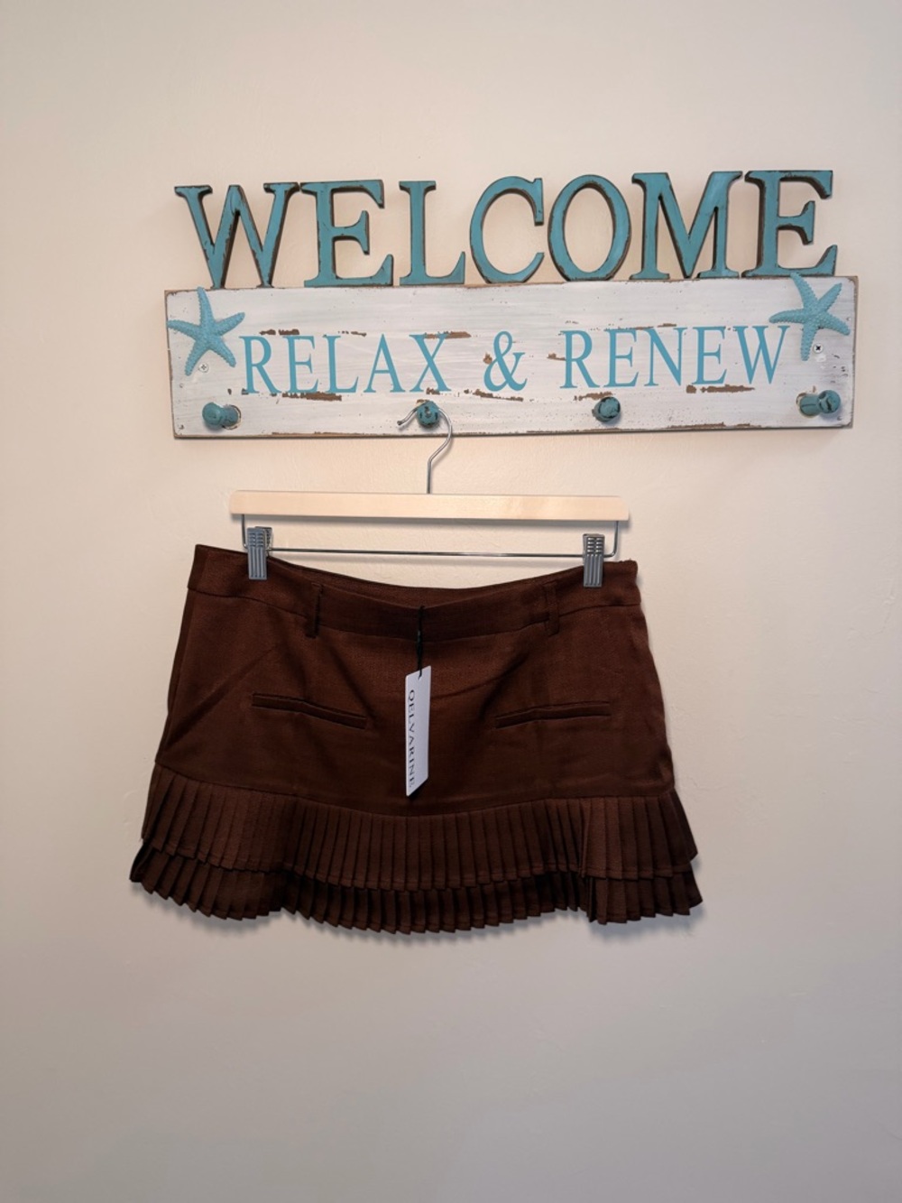 Women's Brown Pleated Hem Mini Skirt